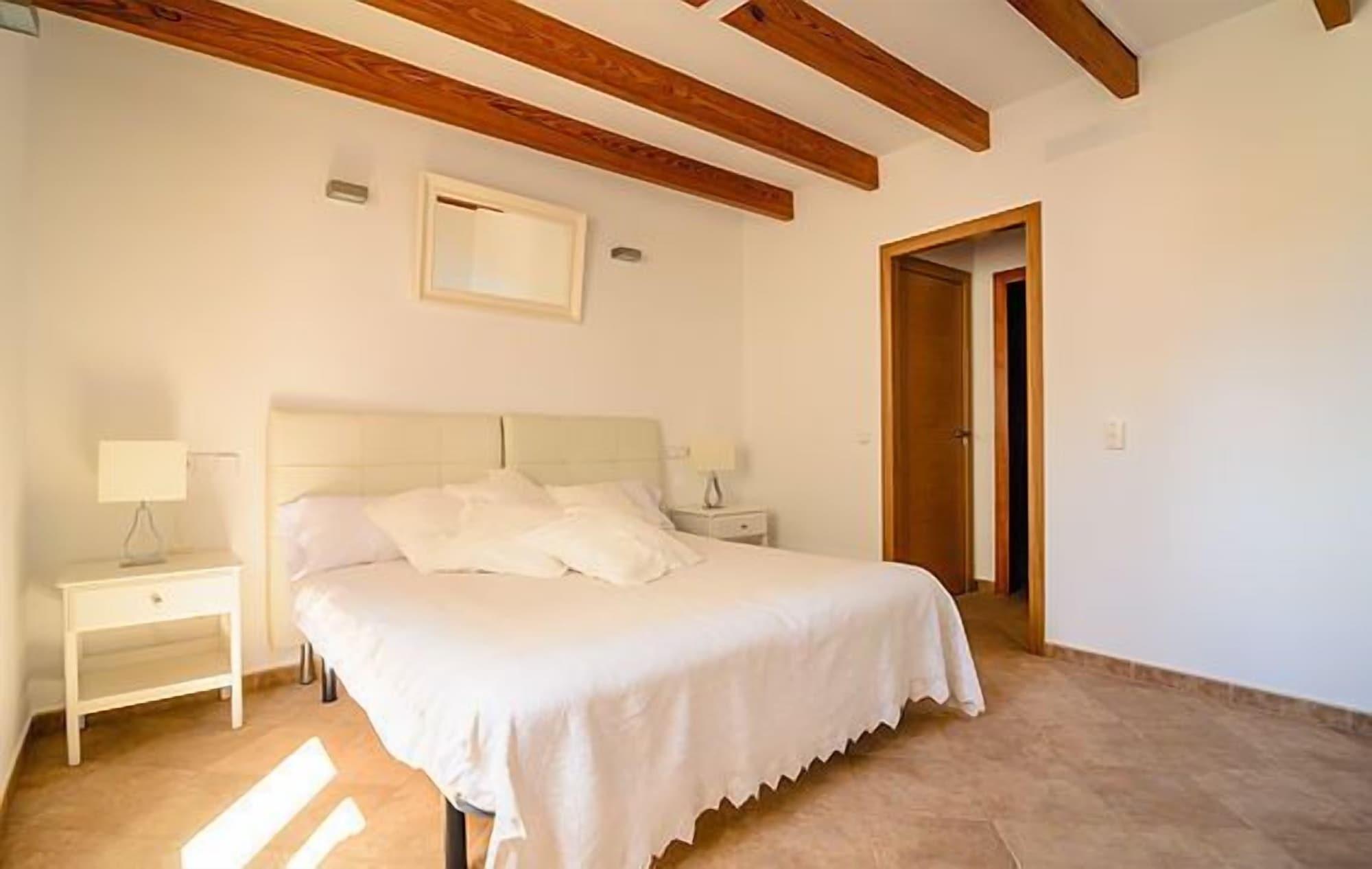 Embat - Hostel Montuiri  Esterno foto